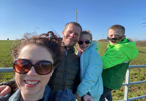 Lee with his family